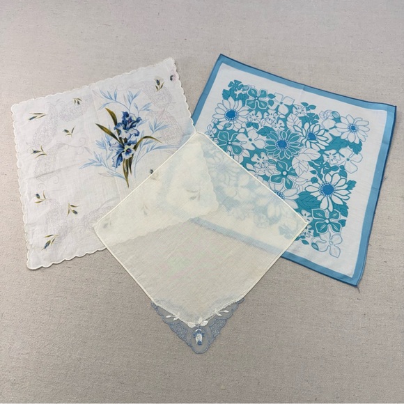 Accessories - Vintage Floral Handkerchief Set of 3 in Blue and White
